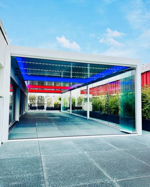 PAROIS VITRÉES EN ACCORDÉON POUR PERGOLA