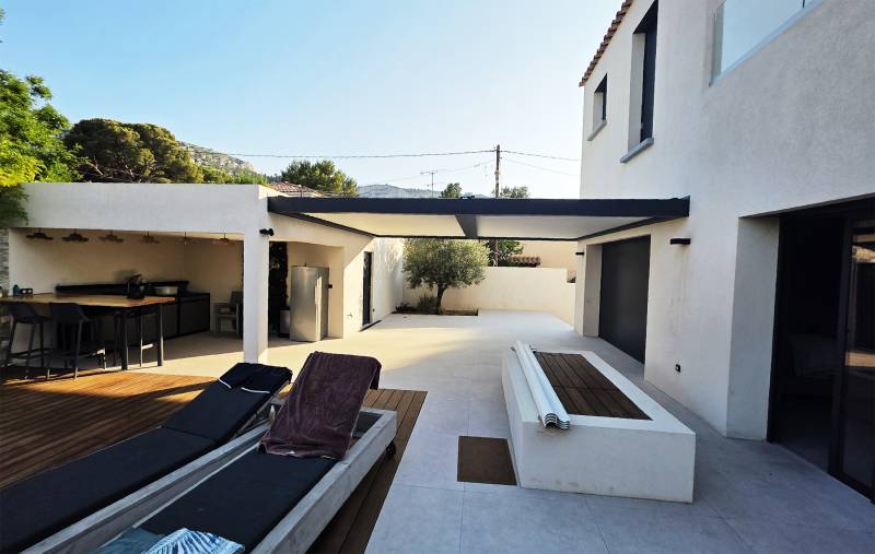 fabricant de pergola bioclimatique sur mesure