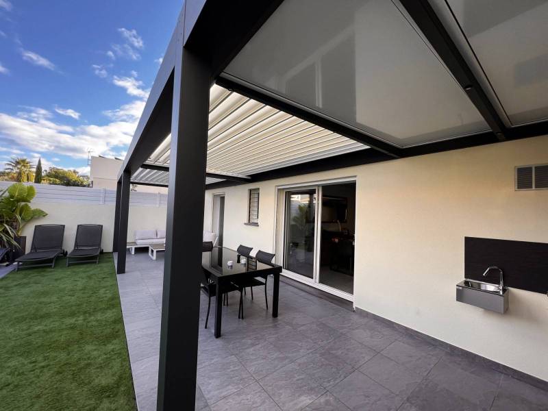pergola bioclimatique avec partie fixe Marseille
